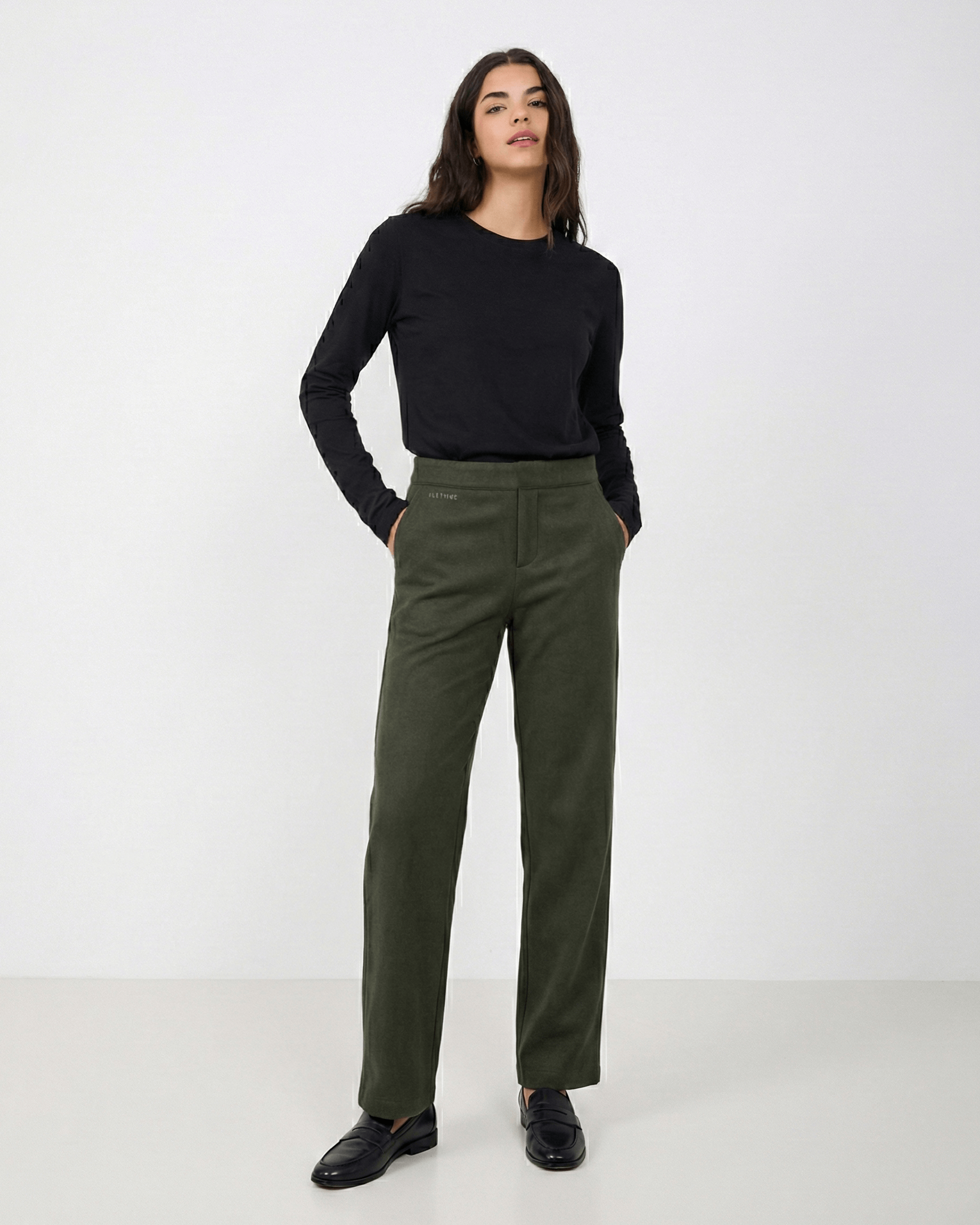 Pantalón straight leg casual green
