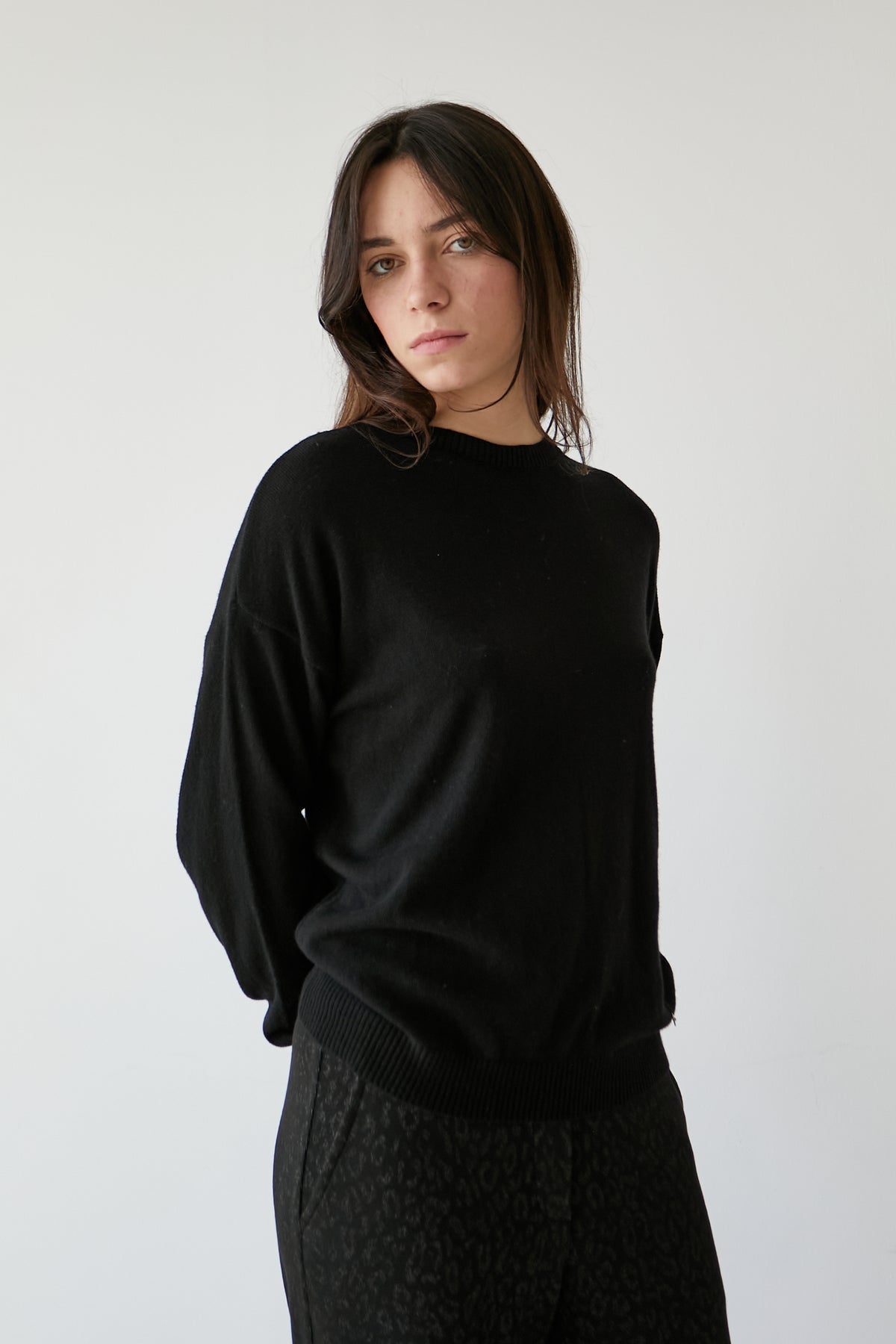 JERSEY CUELLO REDONDO NEGRO NOVA 002