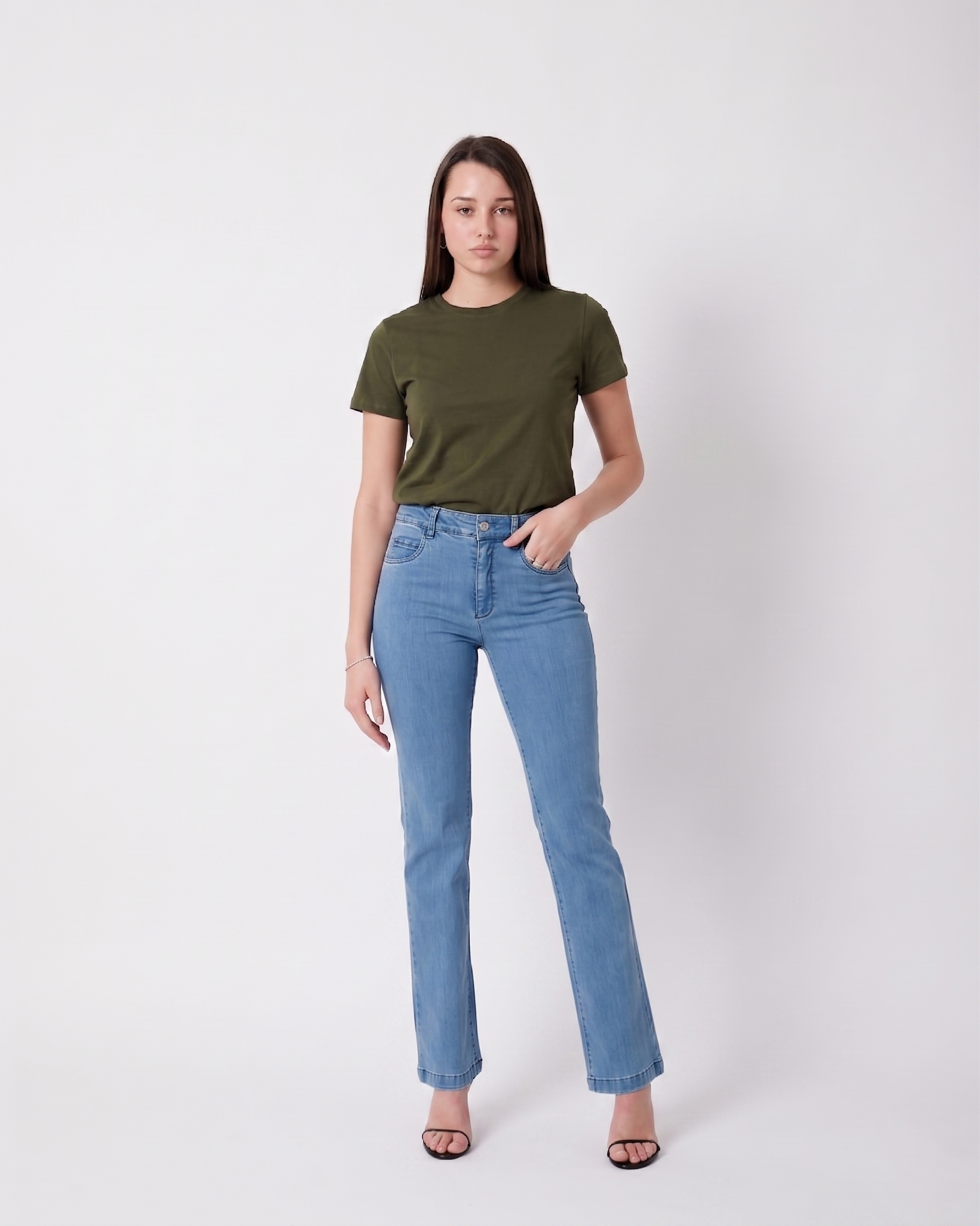 Jeans straight leg bordado Kim M894B